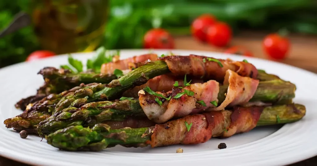 Prosciutto-Wrapped Asparagus Prosciutto-Wrapped Asparagus